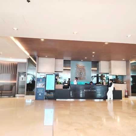 Shore One Condotel At Mall Of Asia, Philippines Pasay Esterno foto