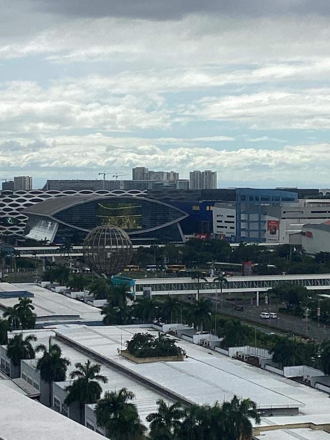 Shore One Condotel At Mall Of Asia, Philippines Pasay Esterno foto