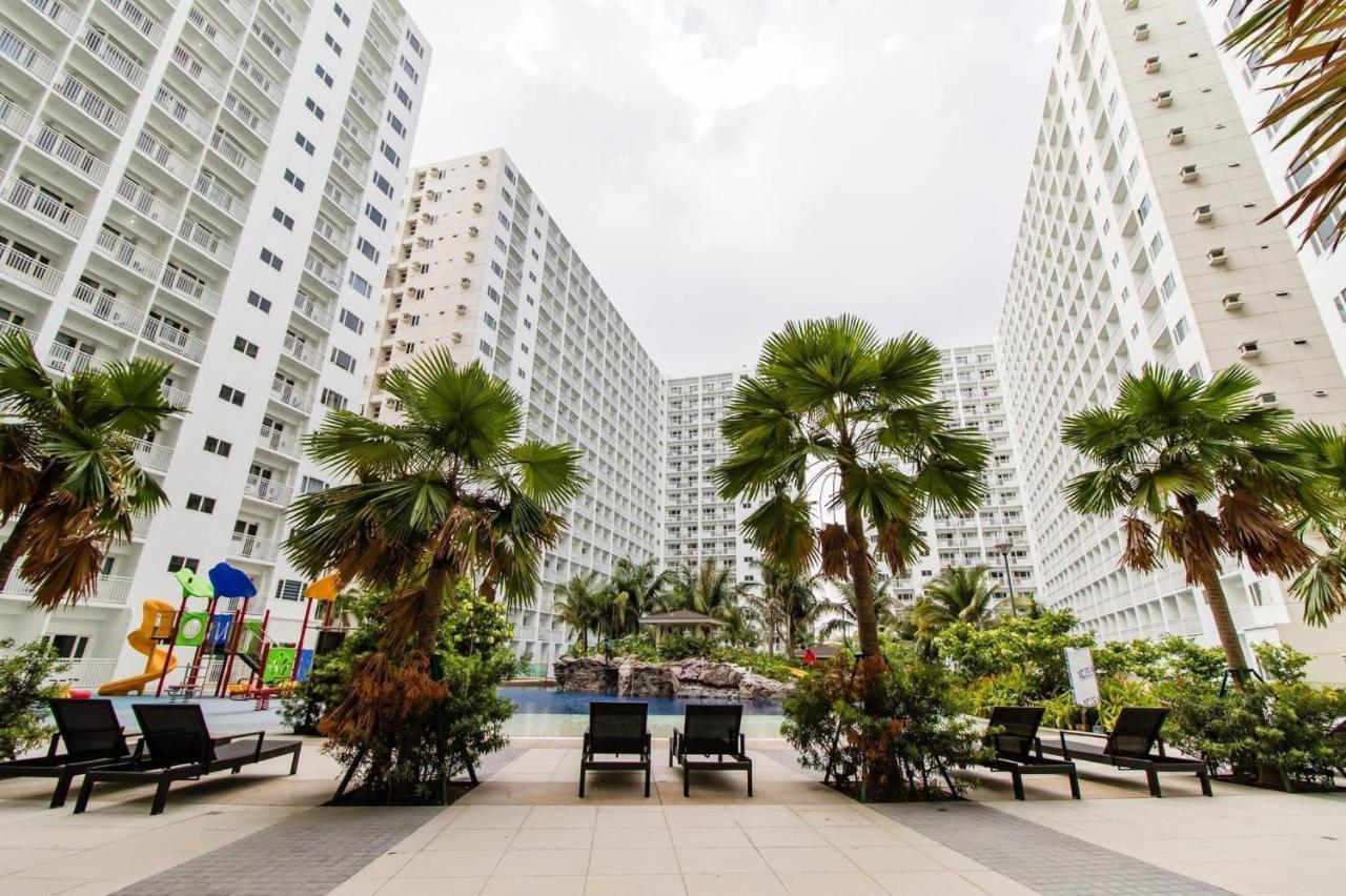 Shore One Condotel At Mall Of Asia, Philippines Pasay Esterno foto