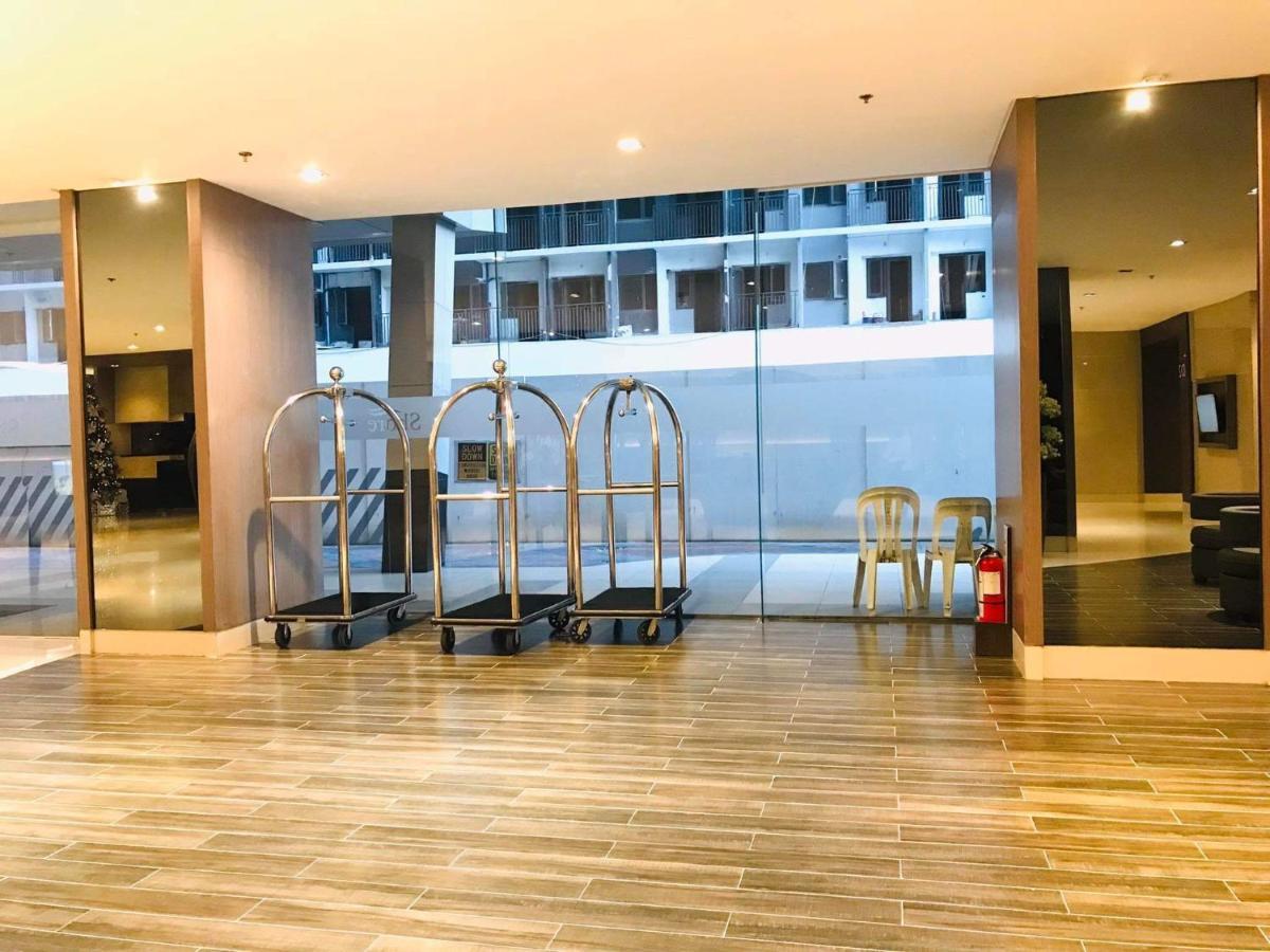 Shore One Condotel At Mall Of Asia, Philippines Pasay Esterno foto