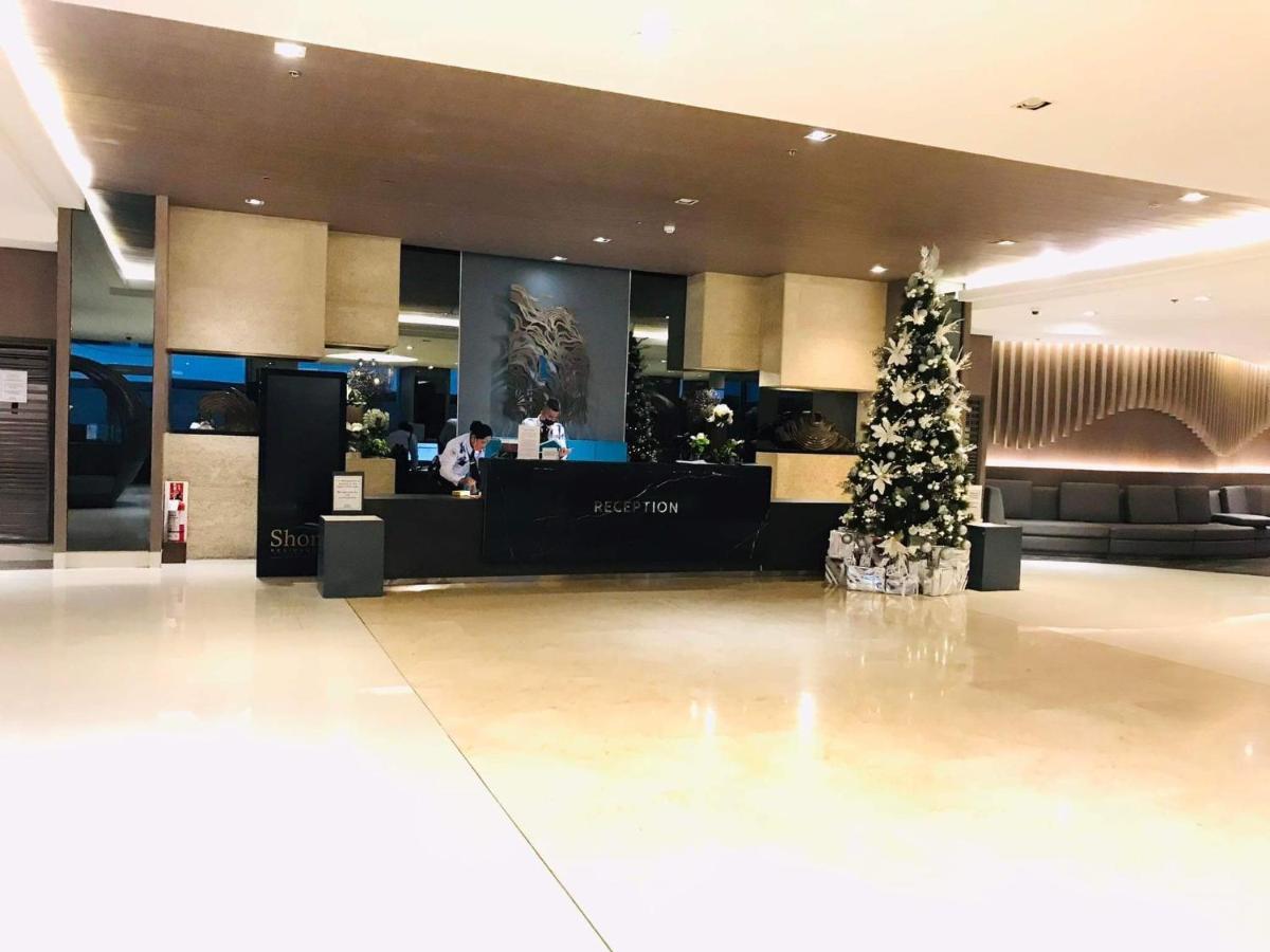 Shore One Condotel At Mall Of Asia, Philippines Pasay Esterno foto