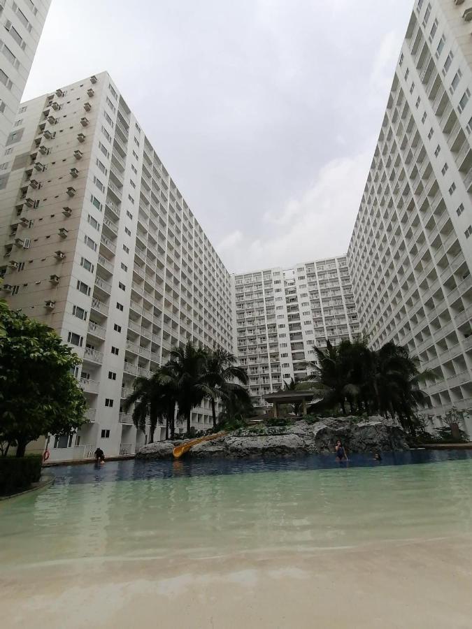 Shore One Condotel At Mall Of Asia, Philippines Pasay Esterno foto