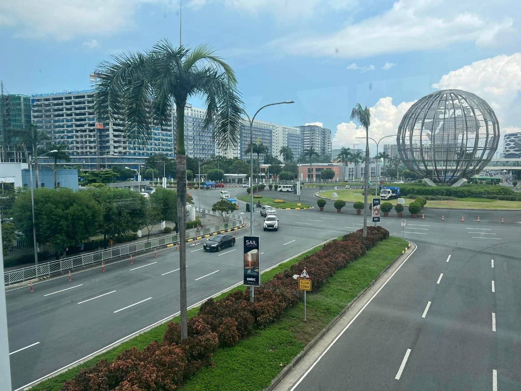Shore One Condotel At Mall Of Asia, Philippines Pasay Esterno foto