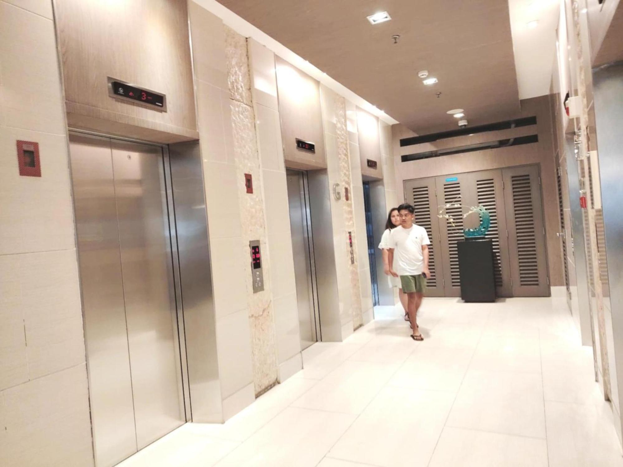 Shore One Condotel At Mall Of Asia, Philippines Pasay Esterno foto