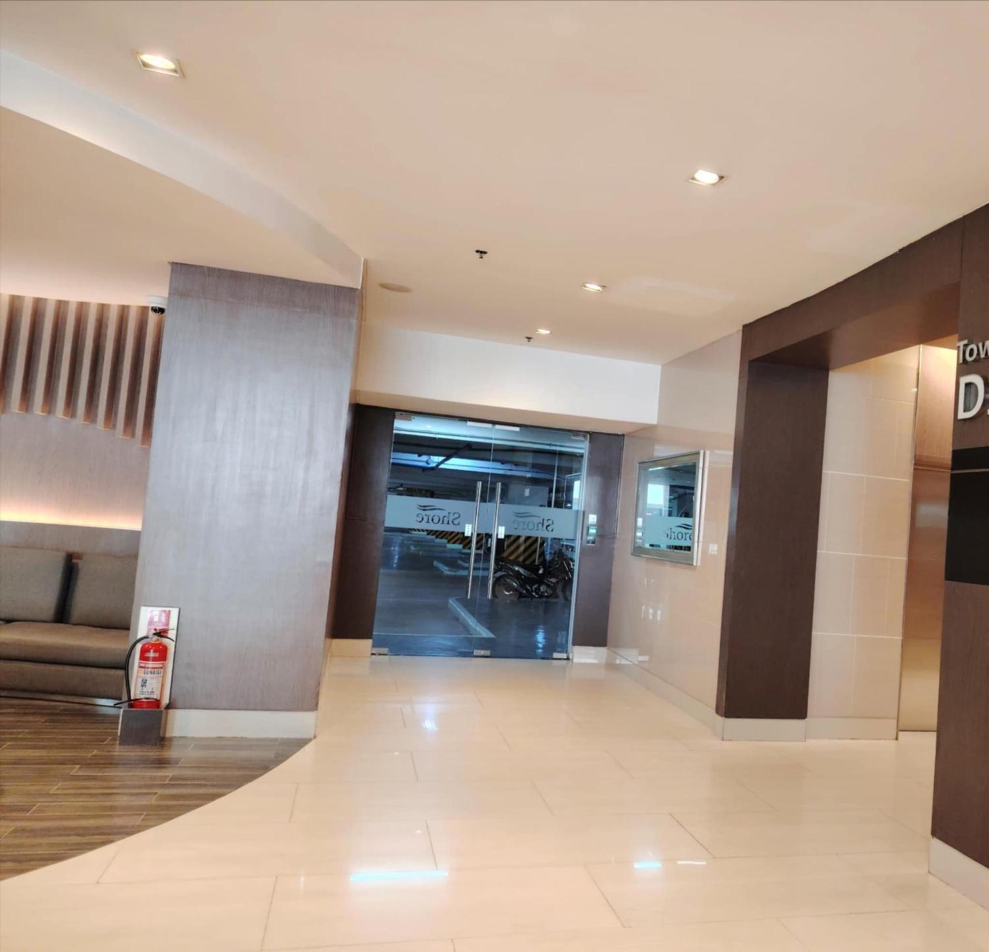 Shore One Condotel At Mall Of Asia, Philippines Pasay Esterno foto