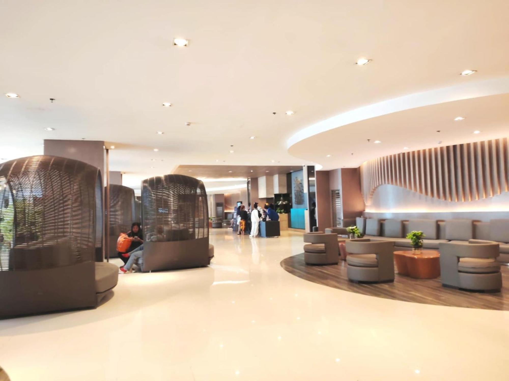 Shore One Condotel At Mall Of Asia, Philippines Pasay Esterno foto